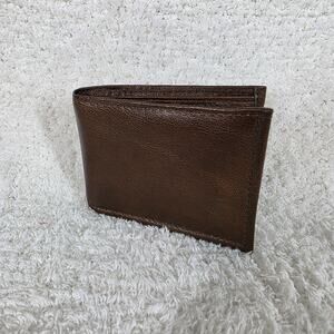 Men's Genuine Leather Bi-Fold Wallet Brown Design Made in Mexico